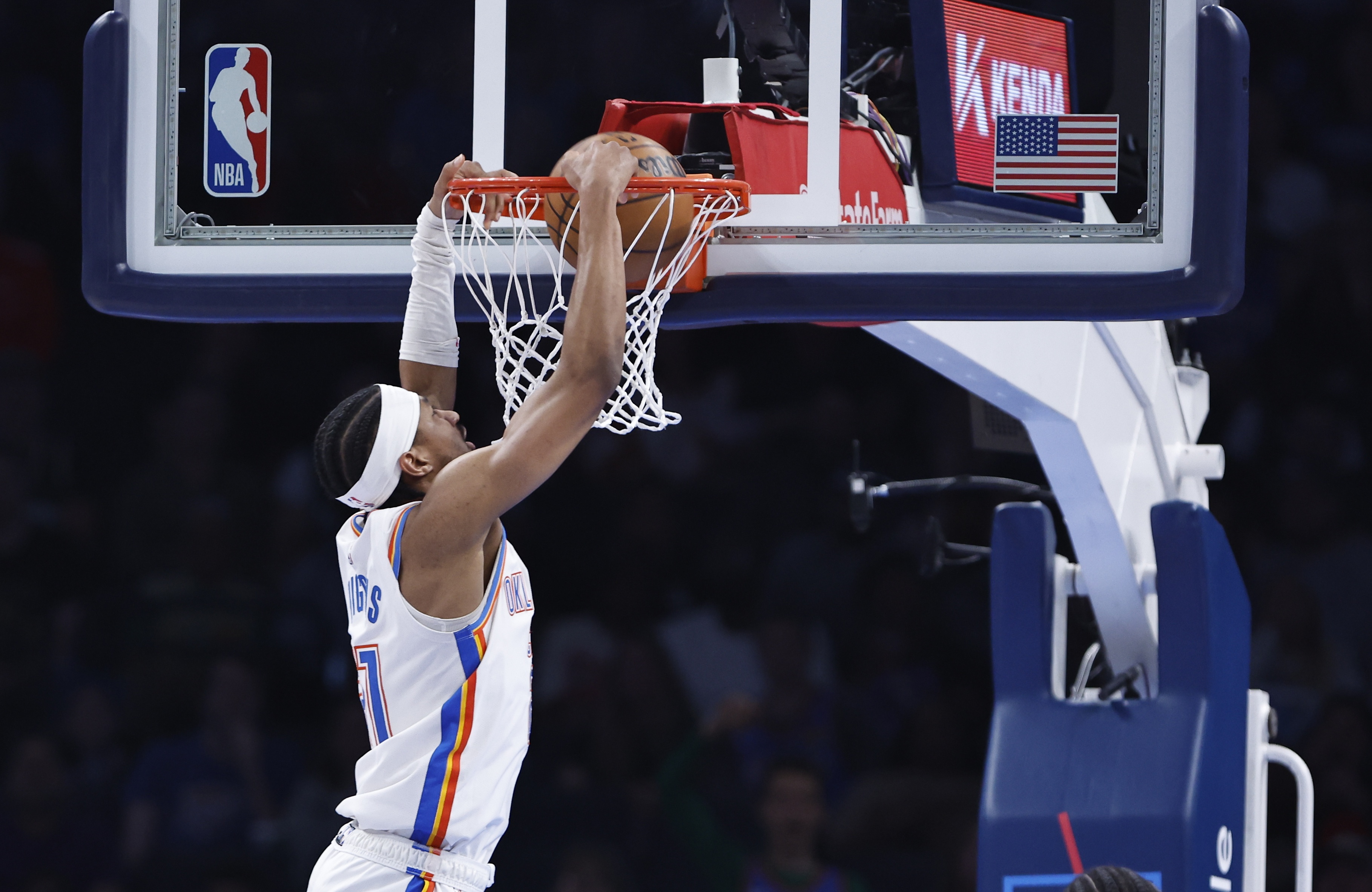 霍姆格倫:每個球隊都用得著阿隆-維金斯 我們不意外他的表現(xiàn)