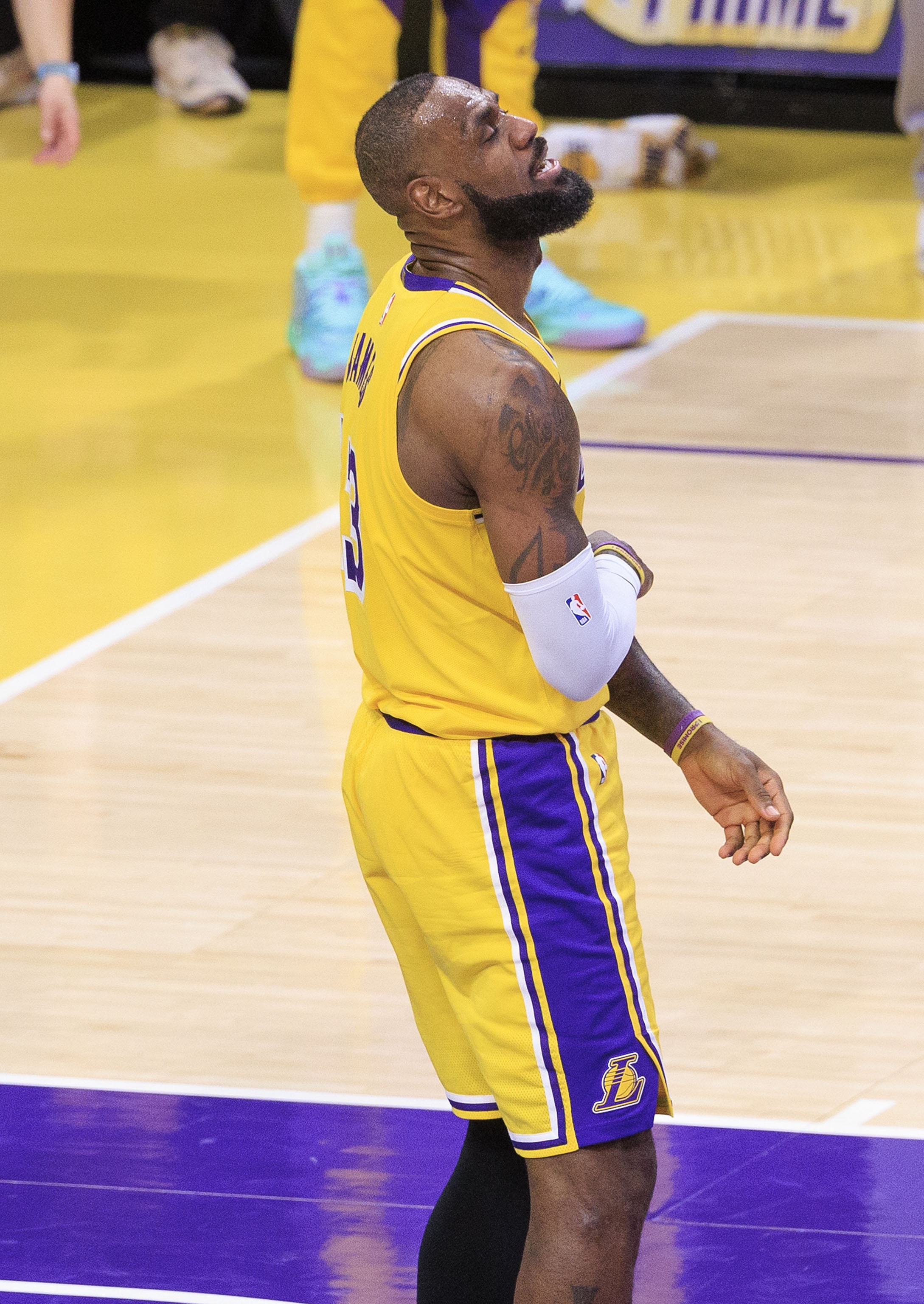 鮑仁君:交易沒問詹姆斯 他簽了長約 湖人為未來就不再考慮其感受