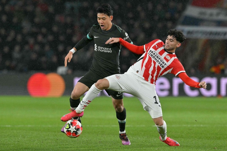 記者：遠(yuǎn)藤航目前不是法鷹優(yōu)先事項(xiàng)，部分原因是整體方案過(guò)于昂貴