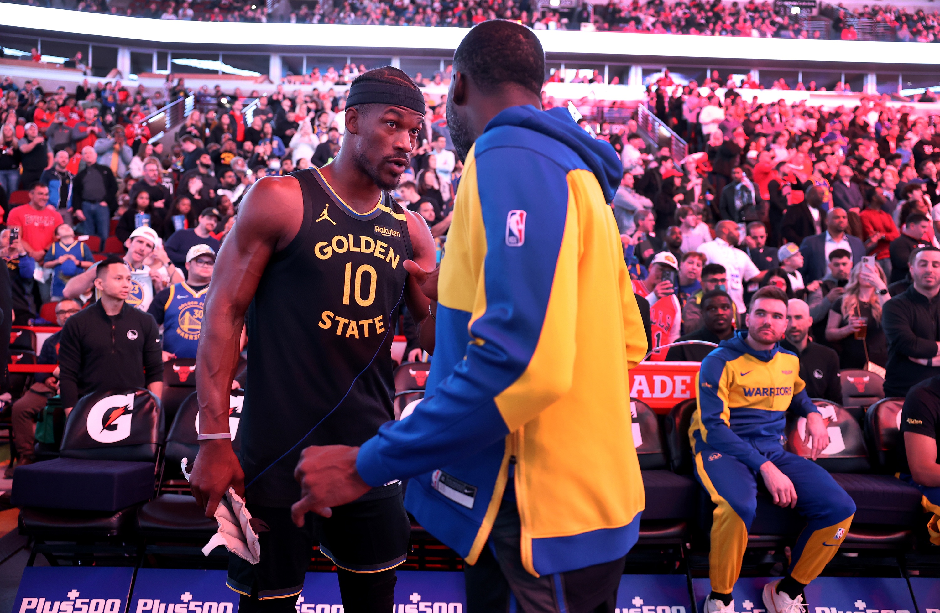 隊(duì)記:追夢要求管理層再找一個(gè)混蛋 要像他一樣充滿激情&直言不諱