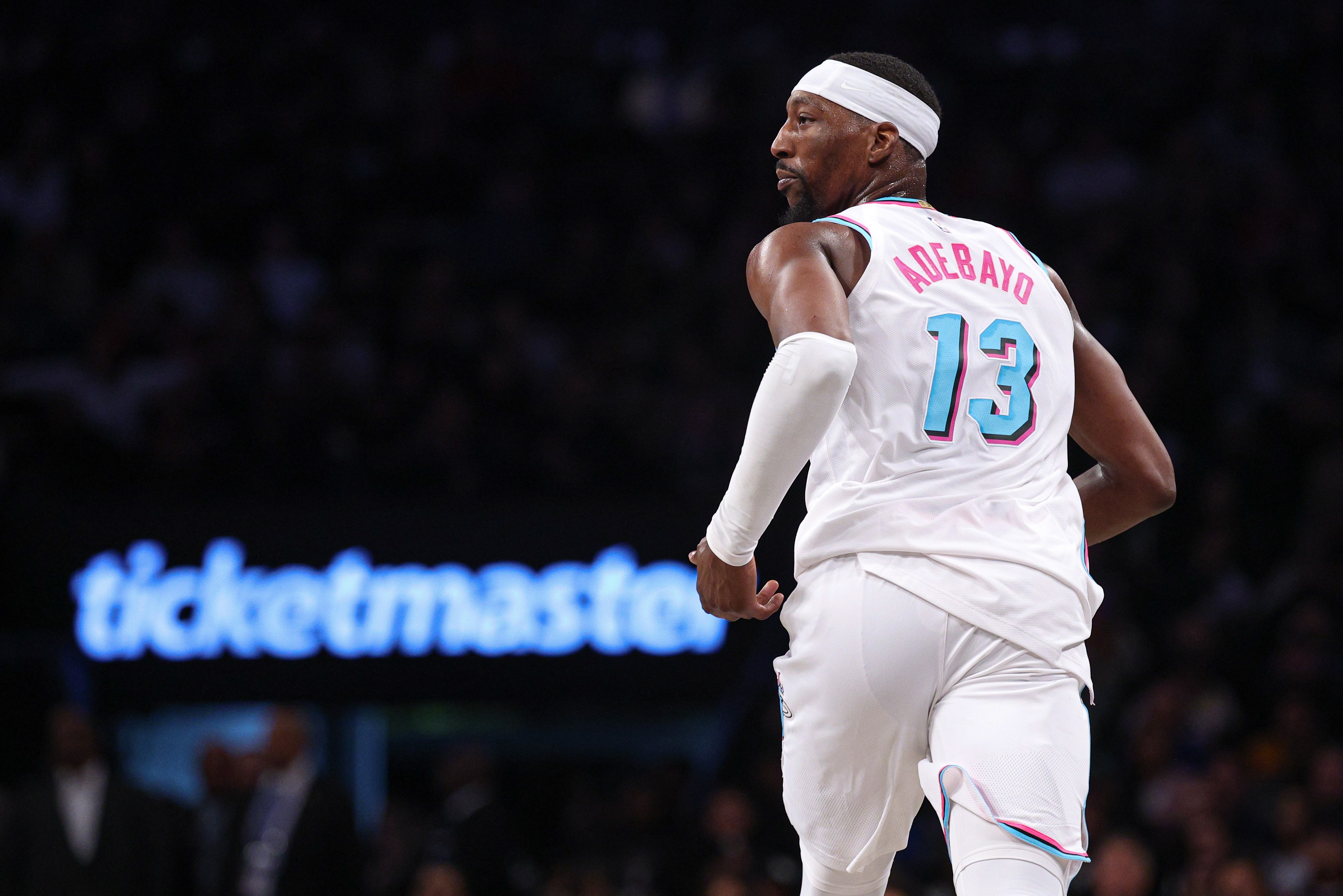 阿德巴約:新援們還在融入球隊(duì) 我們有聯(lián)盟最好的教練