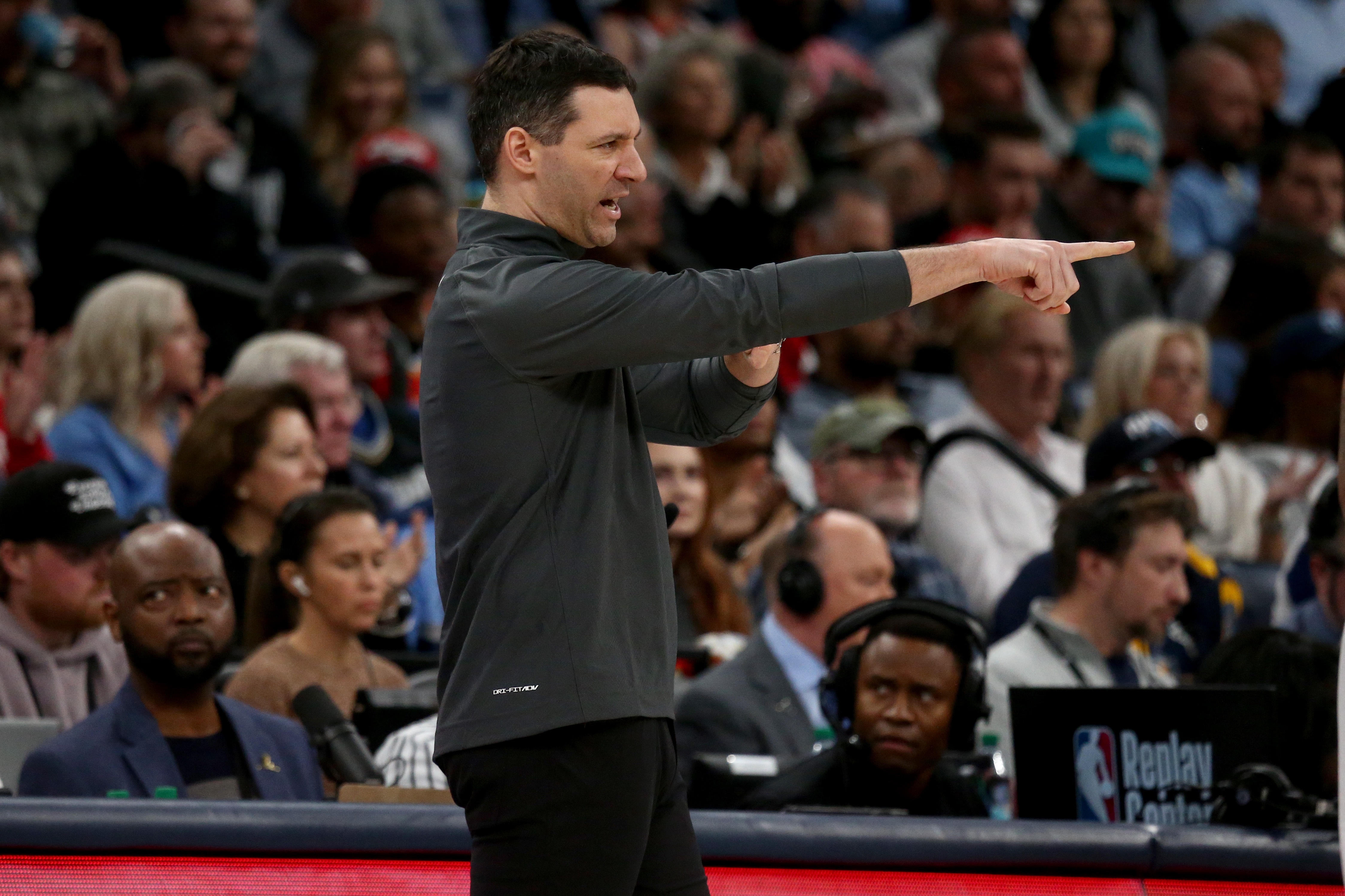 戴格諾特談?chuàng)魯』倚埽何覀兎朗囟撕芘?逼迫對(duì)手艱難出手