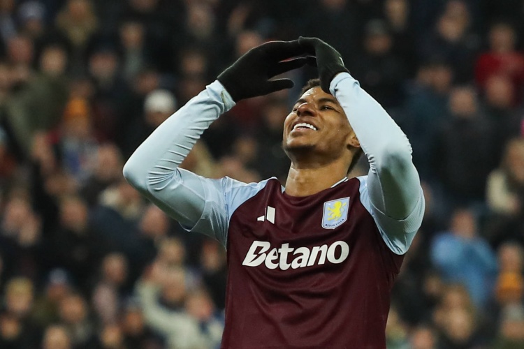 英媒：巴薩仍然對(duì)拉什福德感興趣，若維拉不買斷曼聯(lián)也不留人